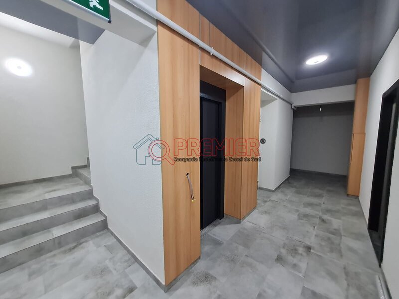 Grand Arena Mall, Sector 4, apartament 2 camere.