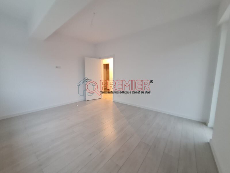 Grand Arena Mall, Sector 4, apartament 2 camere.