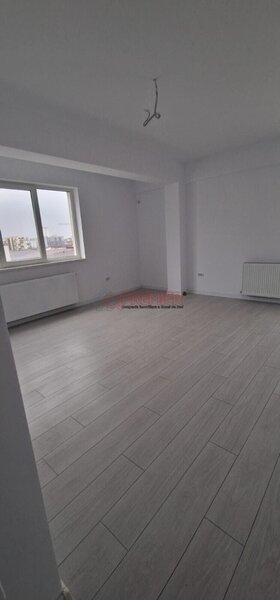 Grand Arena Mall, Sector 4, apartament 2 camere.